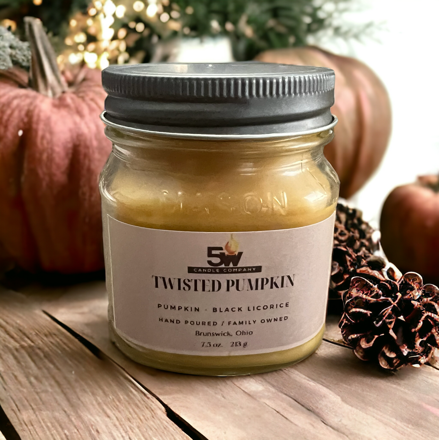 Twisted pumpkin 7.5 ounce candle