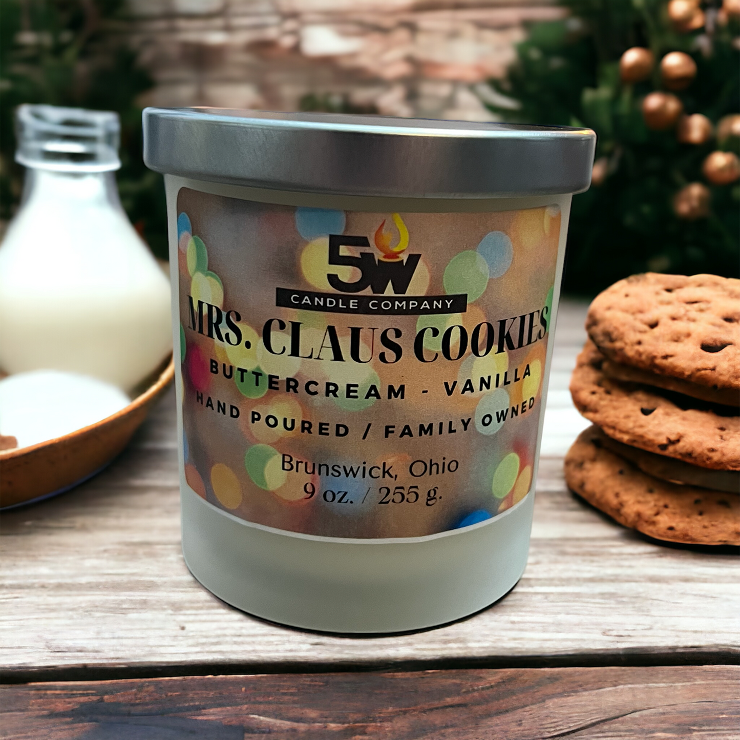 Mrs. Claus' cookies 9 ounce candle