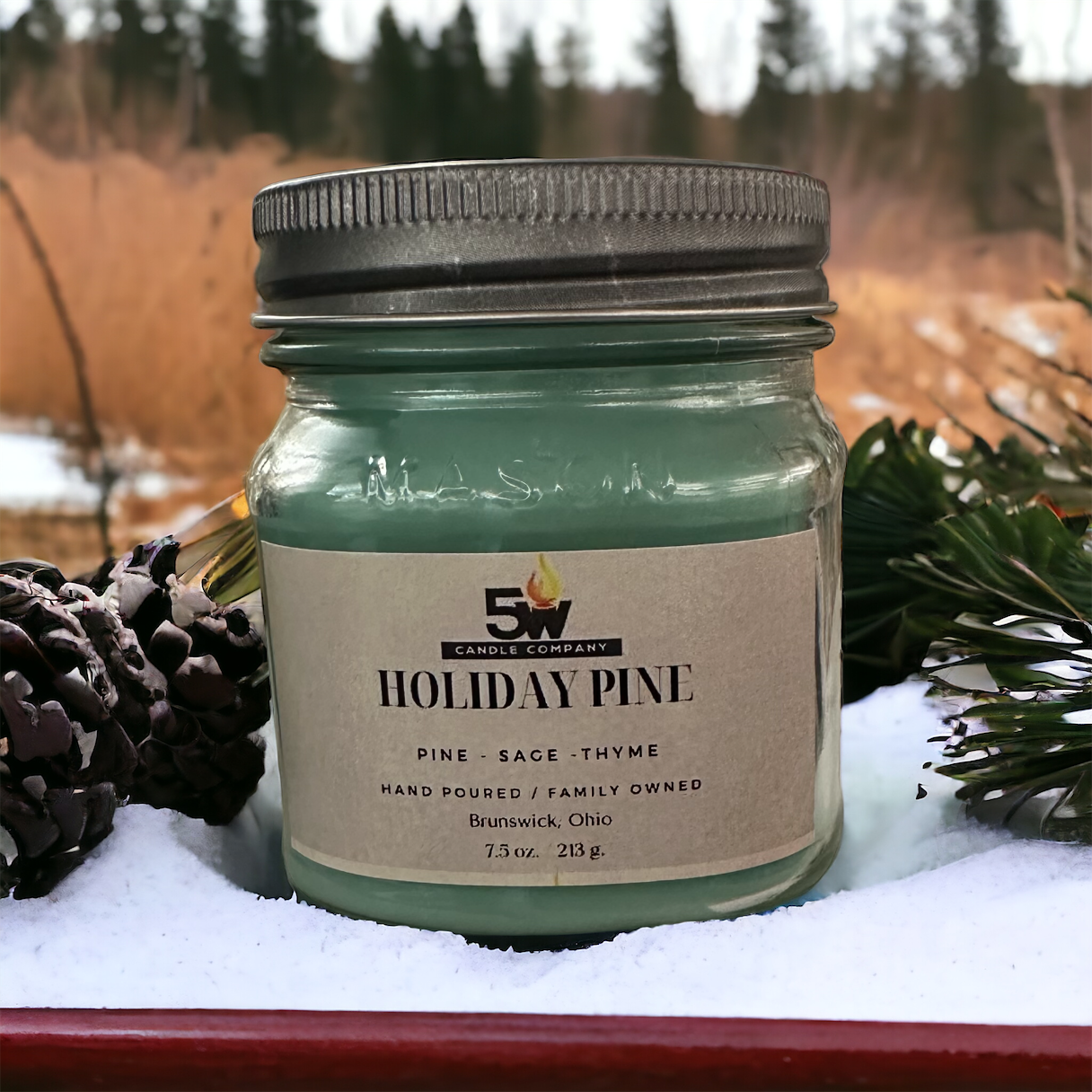 Holiday Pine 7.5 oz candle