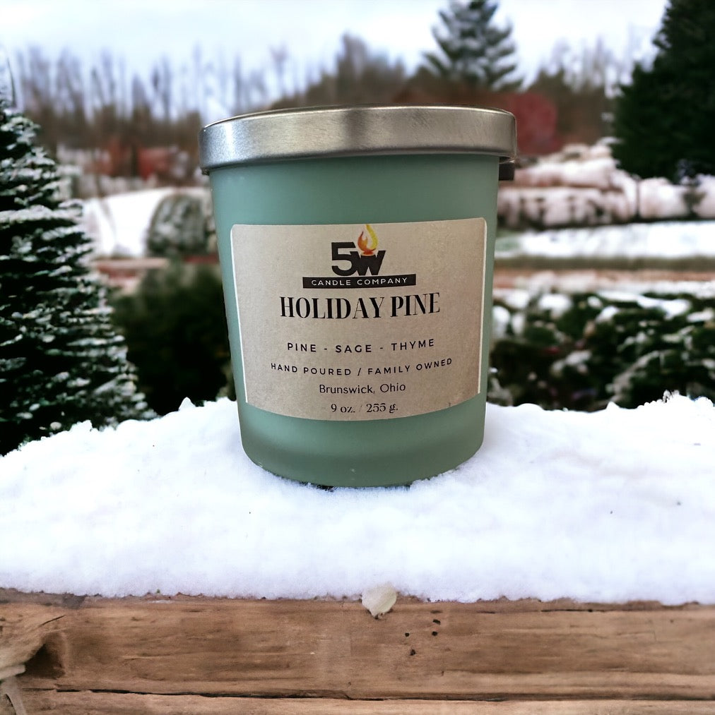 Holiday Pine 9 oz candle